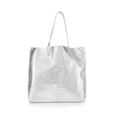 Silver metallic leather shopper bag